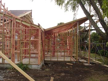 30 March 2005