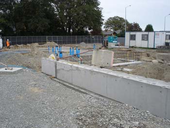 11 April 2005