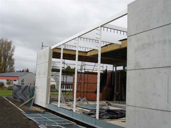 28 September 2005