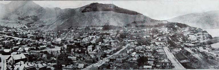 A panorama of the residential and business portion of Lyttelton. A panorama of the residential and business portion of Lyttelton.