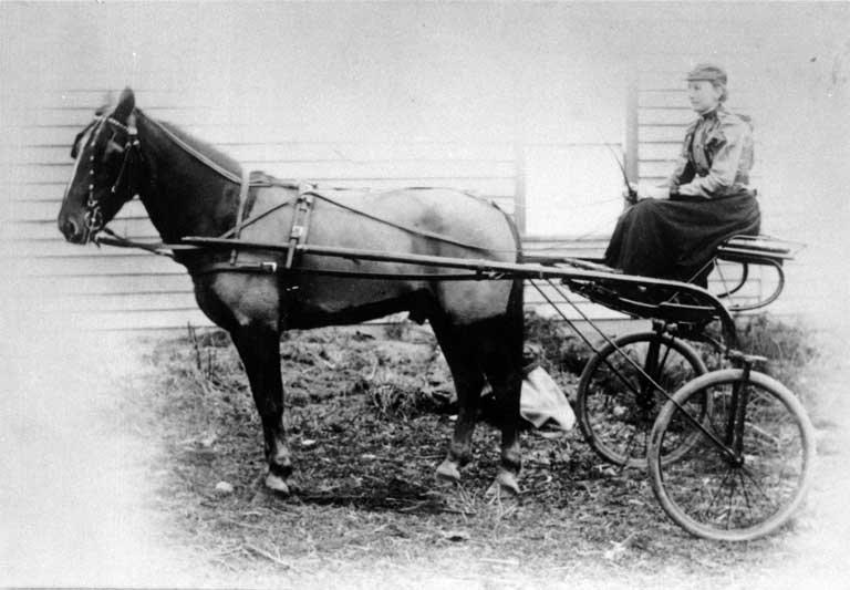 Bella Button (1863-1921) Bella Button (1863-1921)