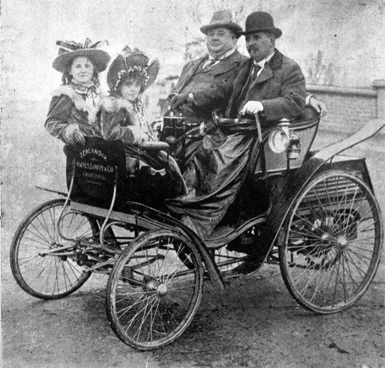Charles Nicholas Oates (1853?-1938) and his motor-car Charles Nicholas Oates (1853?-1938) and his motor-car