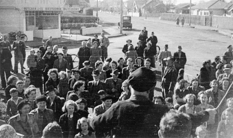 Celebrating victory over Japan (VJ Day, 14 August 1945), Normans Road, Bryndwr Celebrating victory over Japan (VJ Day, 14 August 1945), Normans Road, Bryndwr