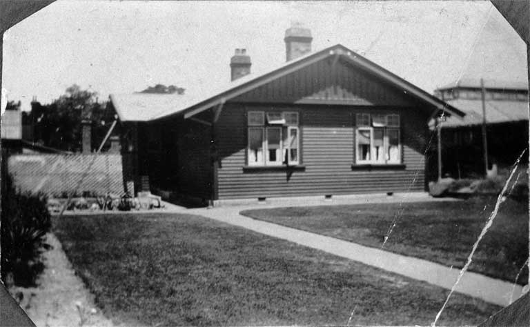 The caretaker's house belonging to Canterbury College, Worcester Street The caretaker's house belonging to Canterbury College, Worcester Street