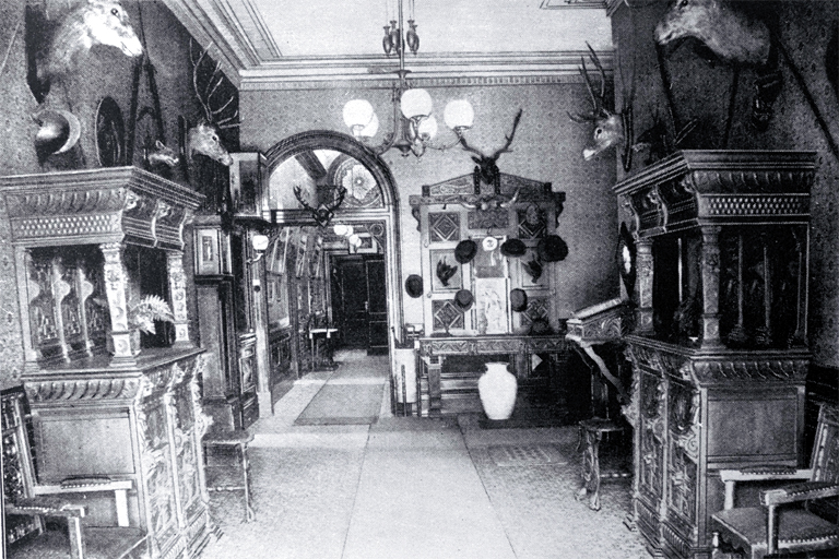 The grand entrance hall and corridor of Coker's Hotel in Manchester Street The grand entrance hall and corridor of Coker's Hotel in Manchester Street