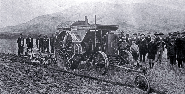 A trial of a Jelbart oil tractor at Mr C.H. Ensor's White Rock Station A trial of a Jelbart oil tractor at Mr C.H. Ensor's White Rock Station