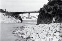 The oldest of a pair of bridges that crosses the Rakaia Gorge 