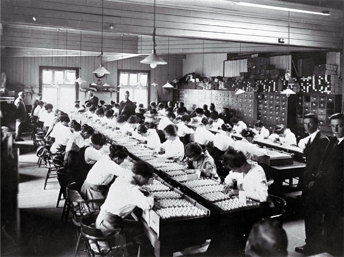 Clerks sort through the ballots before drawing the first ballot in the General Election of 1914 Clerks sort through the ballots before drawing the first ballot in the General Election of 1914