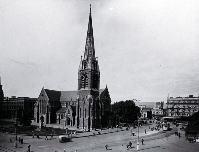 Pedestrians & trams in Cathedral Square, looking toward the Bank of New Zealand corner & the United Service Hotel, Christchurch Pedestrians & trams in Cathedral Square, looking toward the Bank of New Zealand corner & the United Service Hotel, Christchurch