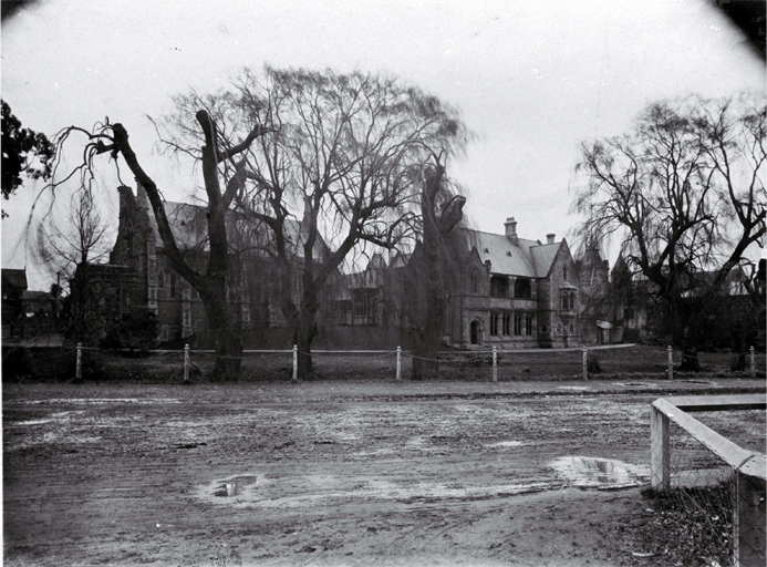 The stone chamber & Bellamy's of the old Provincial Government Buildings, across the Avon River from Oxford Terrace, Christchurch The stone chamber & Bellamy's of the old Provincial Government Buildings, across the Avon River from Oxford Terrace, Christchurch