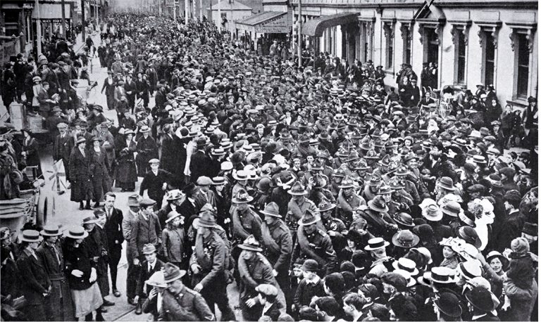 The march of the 16th Infantry to reinforce the ANZACS through Manchester Street to Railway Station, Christchurch The march of the 16th Infantry to reinforce the ANZACS through Manchester Street to Railway Station, Christchurch