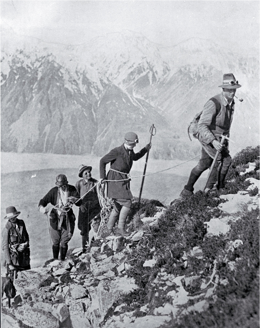 Mountaineering in the Mount Cook region : a rock climb on Mount Sebastopol. Mountaineering in the Mount Cook region : a rock climb on Mount Sebastopol.