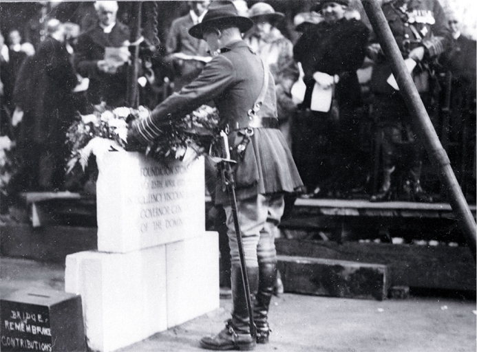 Colonel Hugh Stewart, President of the Christchurch Branch of the RSA places a wreath on the foundation stone, Bridge of Remembrance Colonel Hugh Stewart, President of the Christchurch Branch of the RSA places a wreath on the foundation stone, Bridge of Remembrance