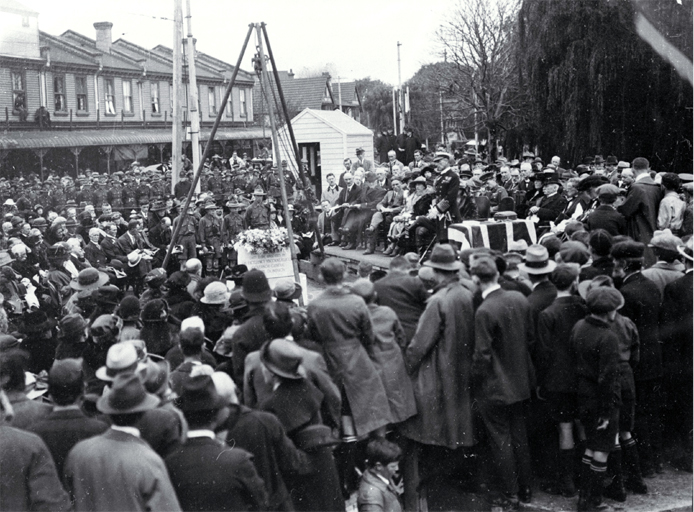 Lord Jellicoe addresses those in attendance, foundation stone ceremony, Bridge of Remembrance Lord Jellicoe addresses those in attendance, foundation stone ceremony, Bridge of Remembrance