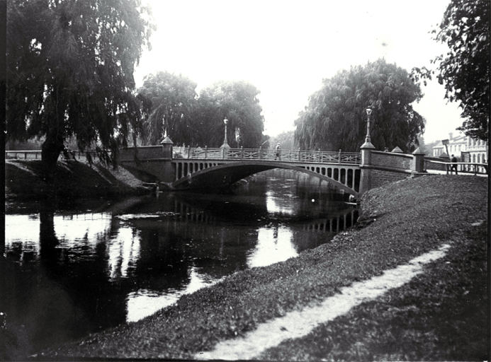 Barbadoes Street bridge, Christchurch Barbadoes Street bridge, Christchurch