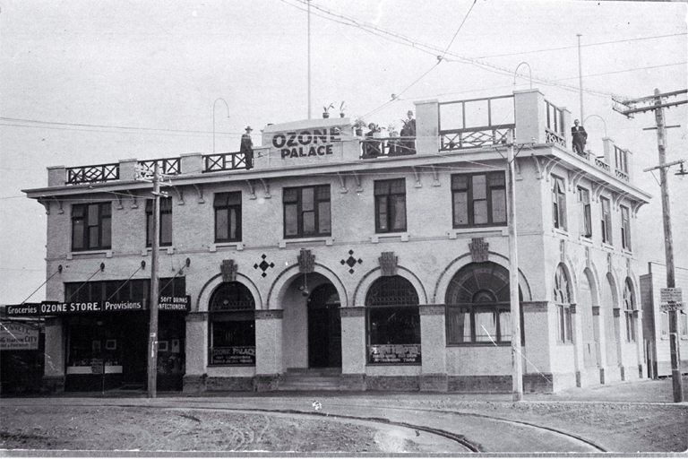 Ozone Café, here called the Ozone Palace Ozone Café, here called the Ozone Palace