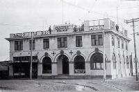 Ozone Café, here called the Ozone Palace