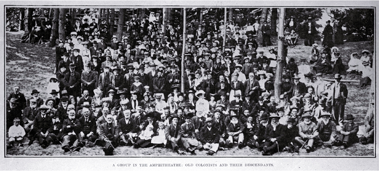 A group in the amphitheatre at Wainoni Park of old colonists and their descendants A group in the amphitheatre at Wainoni Park of old colonists and their descendants