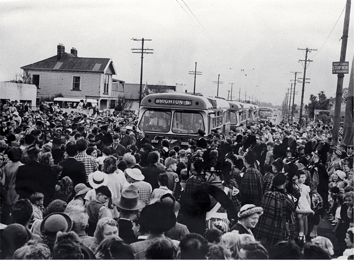 The first buses of the New Brighton run The first buses of the New Brighton run
