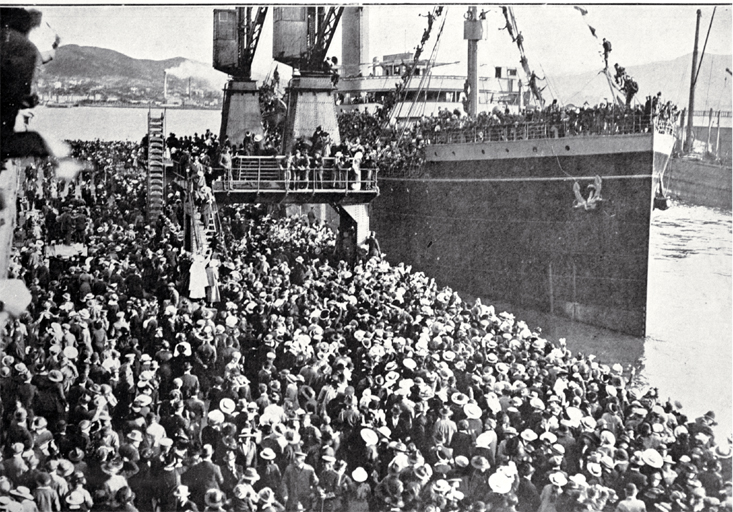 The departure of the 17th reinforcements and Maori details to join the ANZACs from Wellington : the transport clears the wharf. The departure of the 17th reinforcements and Maori details to join the ANZACs from Wellington : the transport clears the wharf.