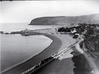 A Kitson steam tram departs from Cave Rock, Sumner