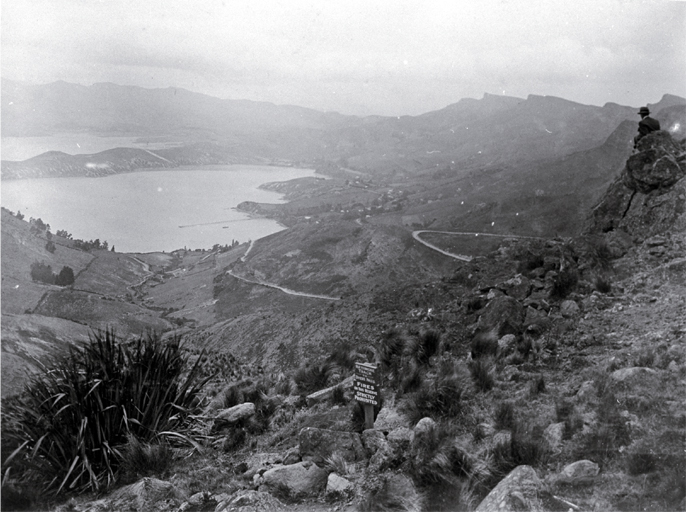 A view from Sugarloaf across Governor's Bay to Manson's Peninsula, Lyttelton Harbour at the beginning of the Rathmore track A view from Sugarloaf across Governor's Bay to Manson's Peninsula, Lyttelton Harbour at the beginning of the Rathmore track