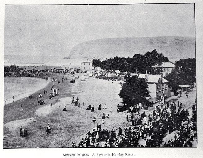 Sumner in 1900 : already a favourite holiday resort. Sumner in 1900 : already a favourite holiday resort.
