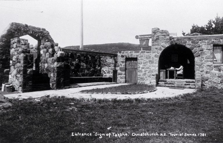 Entrance, Sign of the Takahe, Christchurch Entrance, Sign of the Takahe, Christchurch