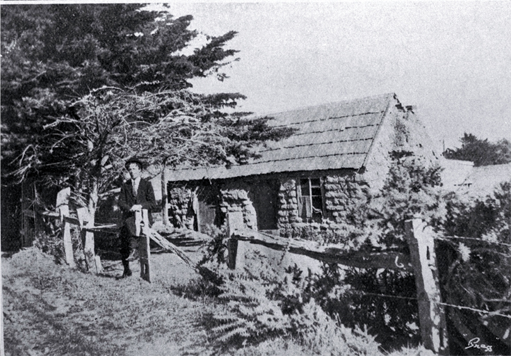 The old sod whare on the Sumner Road near the Heathcote Bridge, Christchurch The old sod whare on the Sumner Road near the Heathcote Bridge, Christchurch