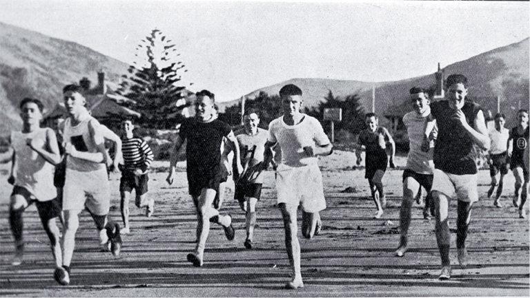 Christchurch harriers out for a run on Sumner beach Christchurch harriers out for a run on Sumner beach