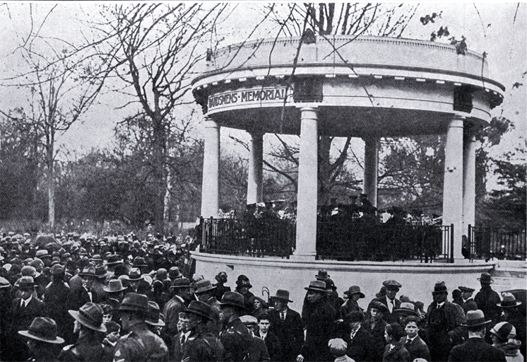 The opening of the Bandsmens Memorial rotunda, Botanic Gardens, Christchurch The opening of the Bandsmens Memorial rotunda, Botanic Gardens, Christchurch