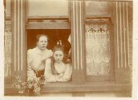Maidie & Dorothy at “Hillwood”
