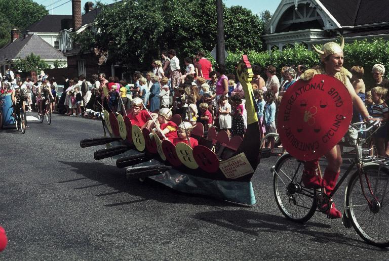 Viking boat float Viking boat float