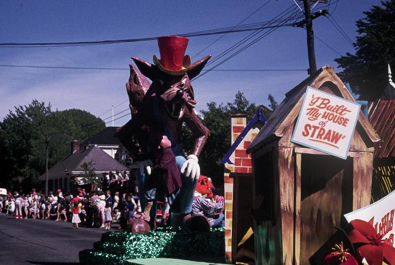 Big Bad Wolf float Big Bad Wolf float