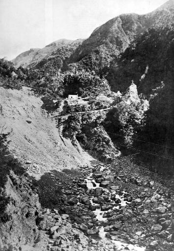On the route of the Midland Railway: surveyors’ huts at the top of the Otira Gorge, West Coast Road. On the route of the Midland Railway: surveyors’ huts at the top of the Otira Gorge, West Coast Road.