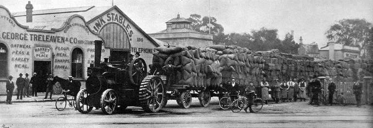 The traction engine service. The traction engine service.
