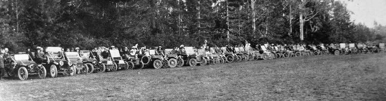 Messrs. Dexter & Crozier's, Ltd. Clients and staff, Cadillac and Belsize Motor Car Picnic at Mr T. W. Adams's farm, Greendale, Canterbury. Messrs. Dexter & Crozier's, Ltd. Clients and staff, Cadillac and Belsize Motor Car Picnic at Mr T. W. Adams's farm, Greendale, Canterbury.