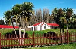 Ngati Moki Marae buildings