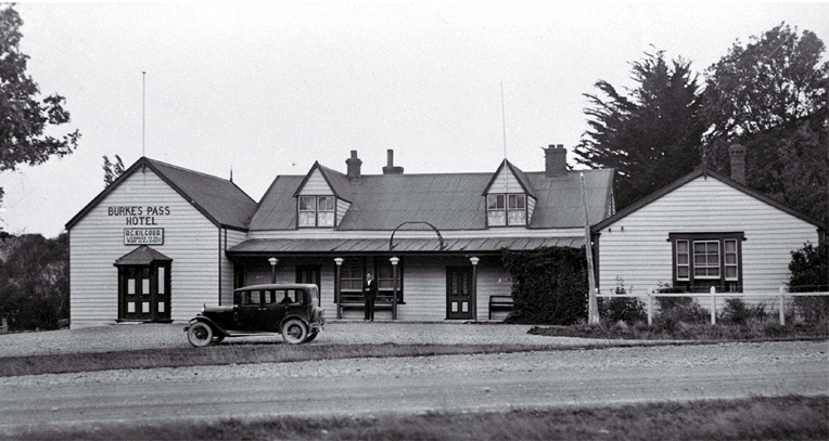 Burkes Pass Hotel Burkes Pass Hotel