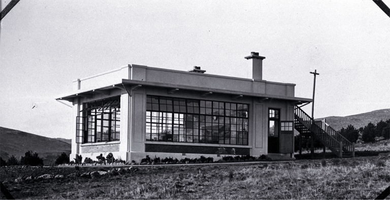 The open-air school, Cashmere Sanatorium, Christchurch The open-air school, Cashmere Sanatorium, Christchurch