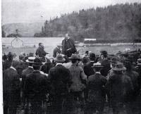 Cheviot Show : Sir Joseph Ward officially opens the 1902 Cheviot Show.