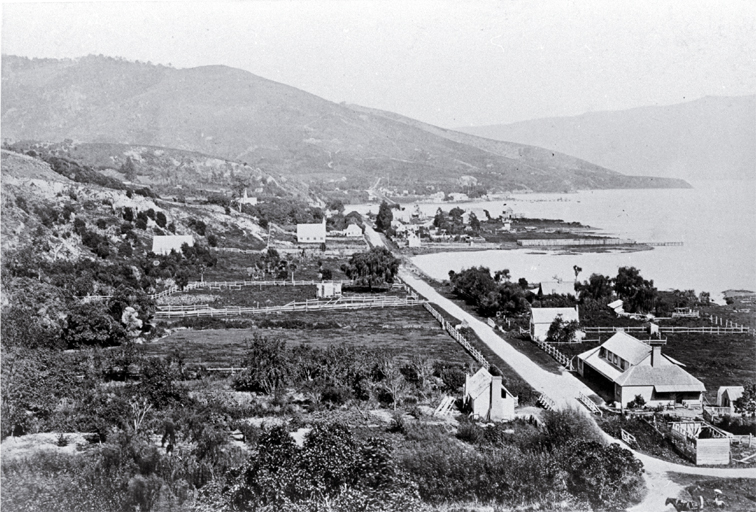 Akaroa looking south to the wharf Akaroa looking south to the wharf