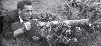 Homeguard manoeuvres : a demonstration of a dummy machine-gun