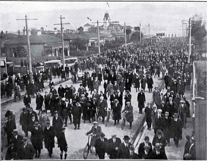 Some of the 13,000 spectators leaving Lancaster Park after the second test match between New South Wales and New Zealand, 1 Sept. 1923 Some of the 13,000 spectators leaving Lancaster Park after the second test match between New South Wales and New Zealand, 1 Sept. 1923
